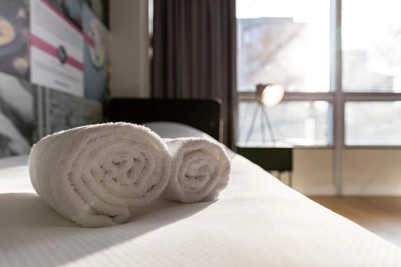 Hotel Qbic Amsterdam Wtc 3*,